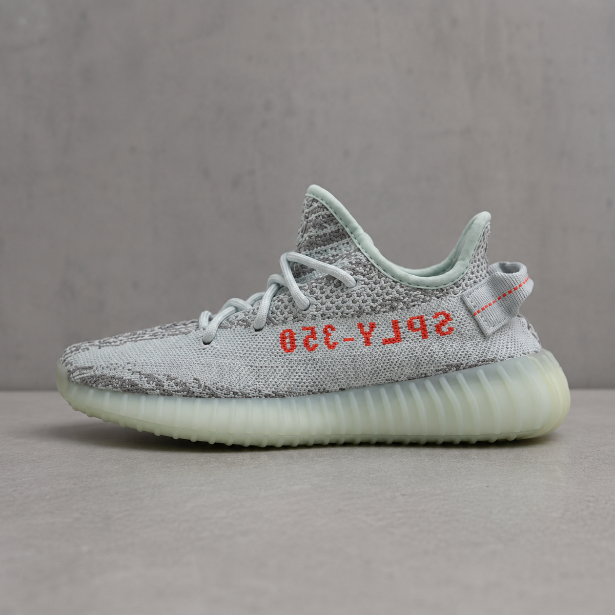 Yeezy Boost 350v2